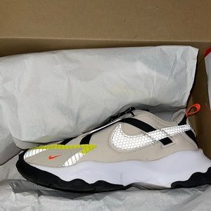 Wmns Nike shoe👟👟